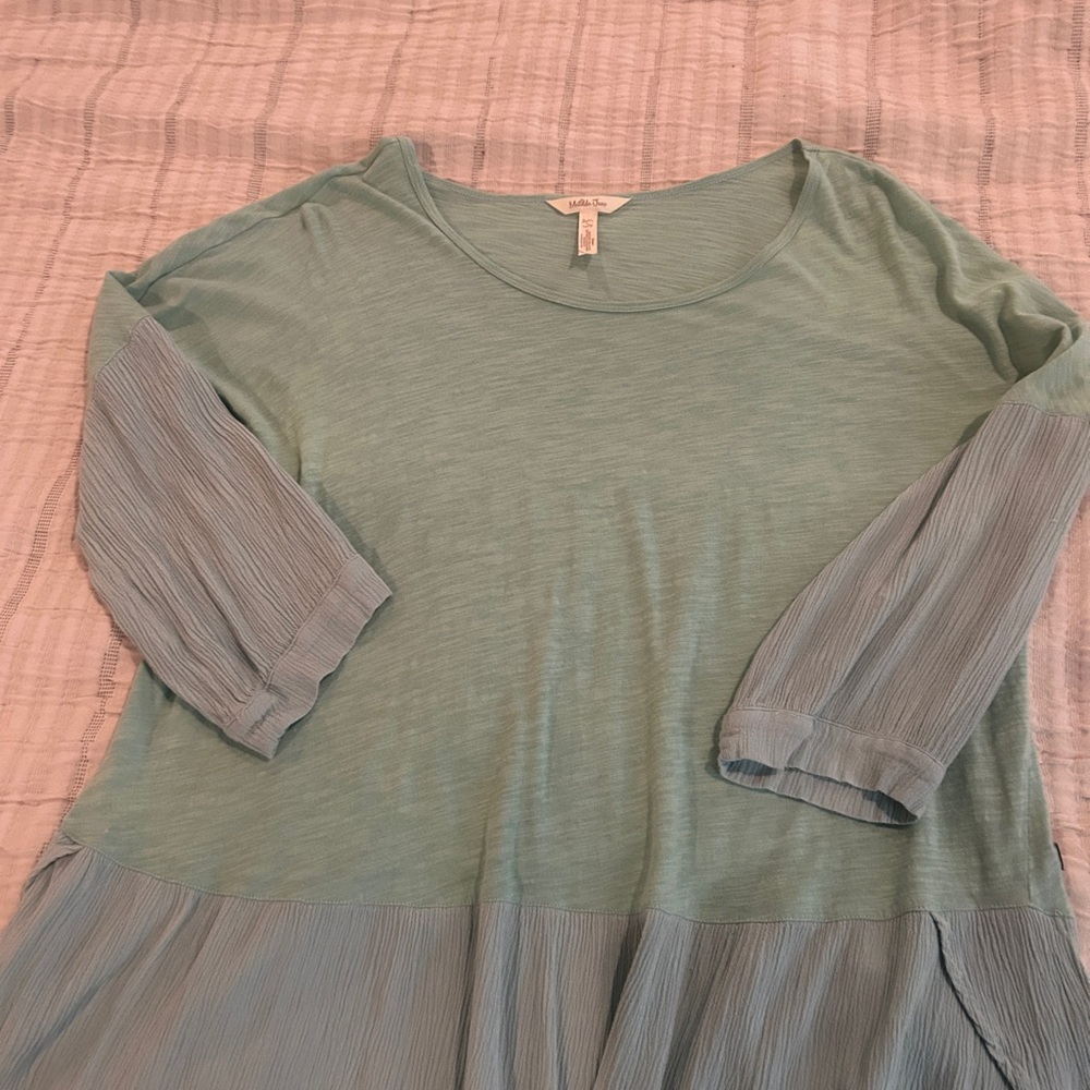 Women's Green Top